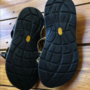 chaco leopard sandals